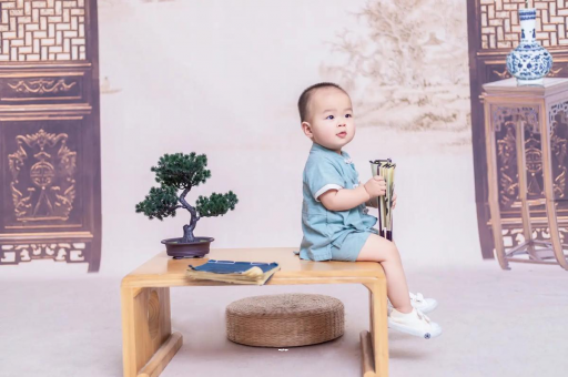 博尔塔拉蒙古宝宝多久开始攒肚